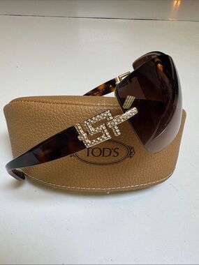Versace Tortoiseshell Sunglasses Crystal Logo Accents Tod’s case